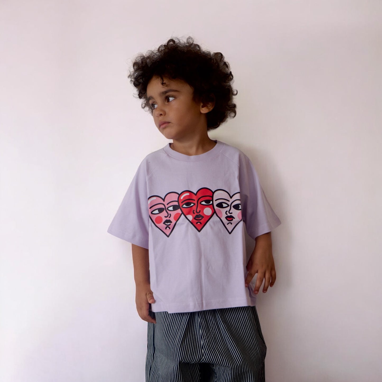 THREE HEARTS TEE